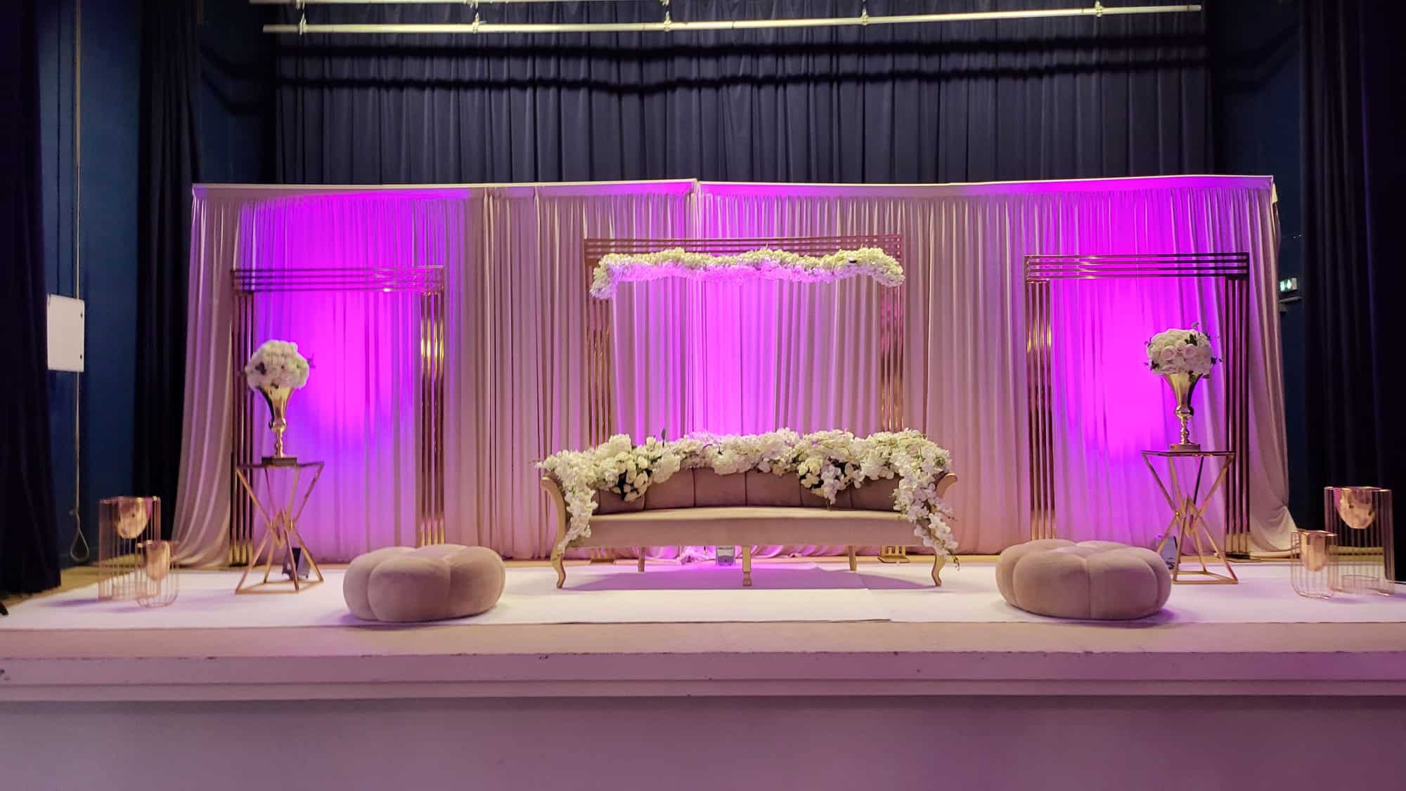 banquette blanche location mariage