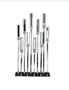 Allée de chandelles transparent vue de face